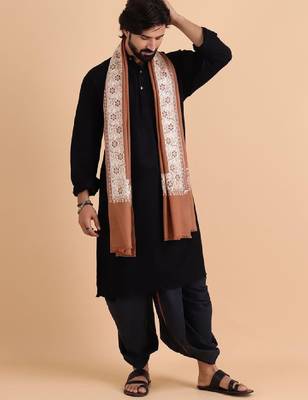 Floral embroidered woolen shawl 3