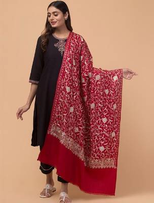 Women floral embroidered shawl 2