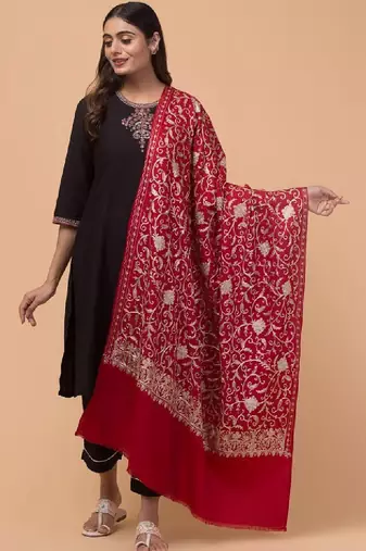 Women floral embroidered shawl