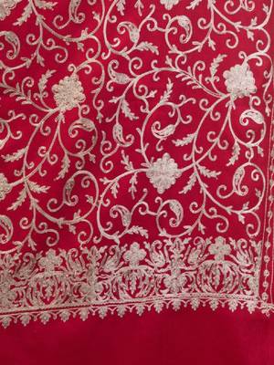 Women floral embroidered shawl 3