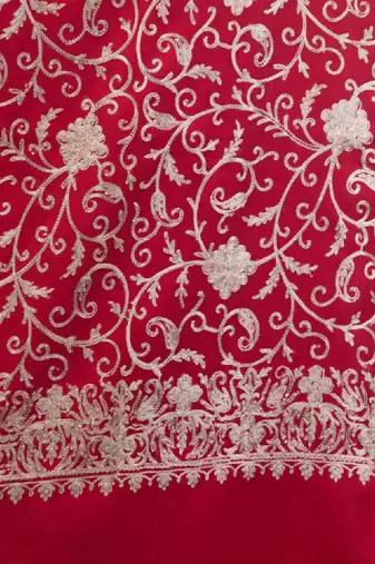Women floral embroidered shawl