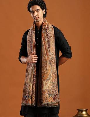 Paisley woven design fringed border detail kani shawl 1