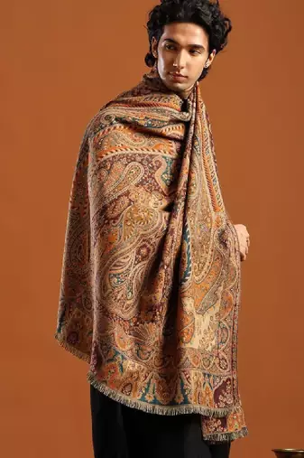 Paisley woven design fringed border detail kani shawl