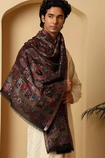 Men woven design stole
