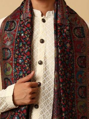 Men woven design stole 4