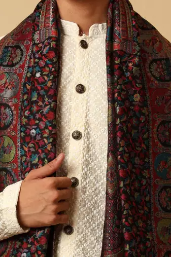 Men woven design stole