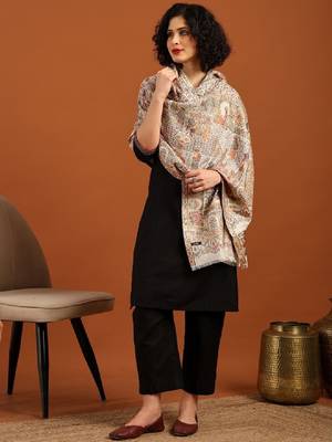 Paisley woven design soft bamboo stole with tasselled border 3