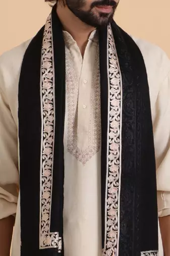 Men embroidered stole