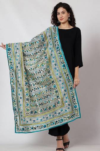 Embroidered dupatta with kantha work