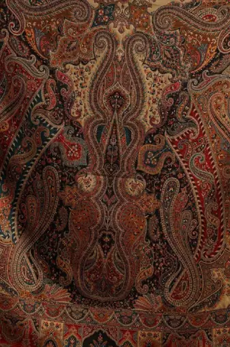 Paisley woven design woollen shawl