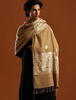 Floral embroidered aari work shawl 3
