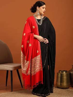 Floral embroidered aari work tasselled shawl 2