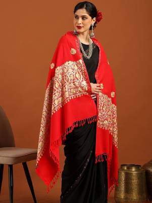 Floral embroidered aari work tasselled shawl 3
