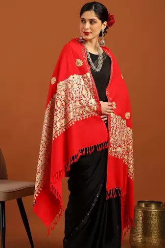 Floral embroidered aari work tasselled shawl