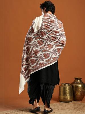 Geometric woven design pashmina shawl 2