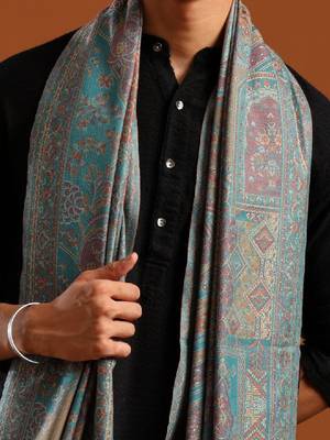 Ethnic motifs woven design fringed border detail jamawar shawl 3