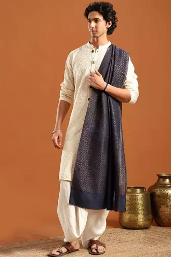 Men ethnic motif woven design reversible zari shawl