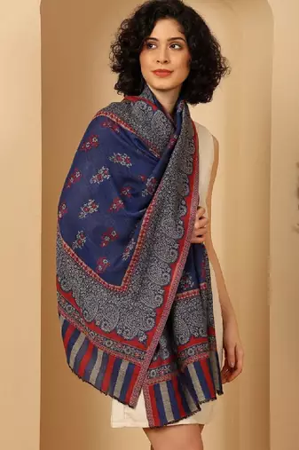 Women paisley woven design stole