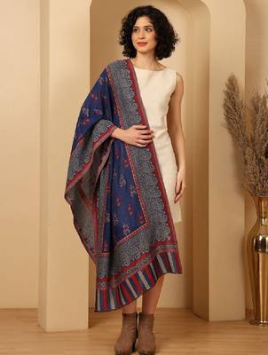 Women paisley woven design stole 3