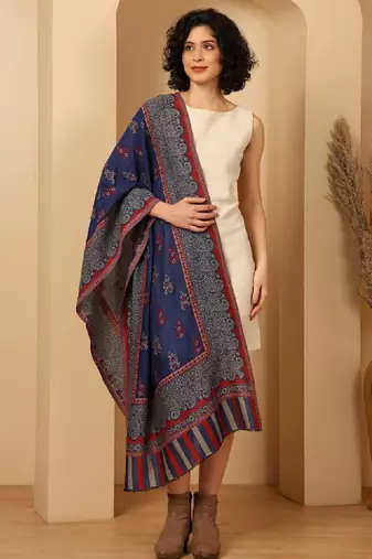 Women paisley woven design stole