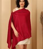 Women self-design fringed stole