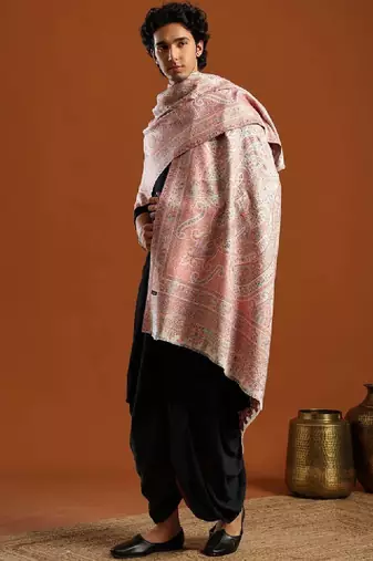 Paisley woven design shawl