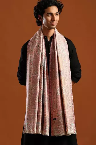 Paisley woven design shawl
