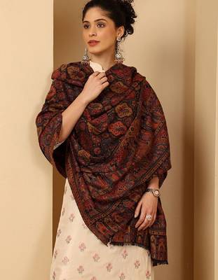 Ethnic motifs woven design shawl 2