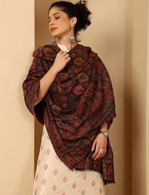 Ethnic motifs woven design shawl 3