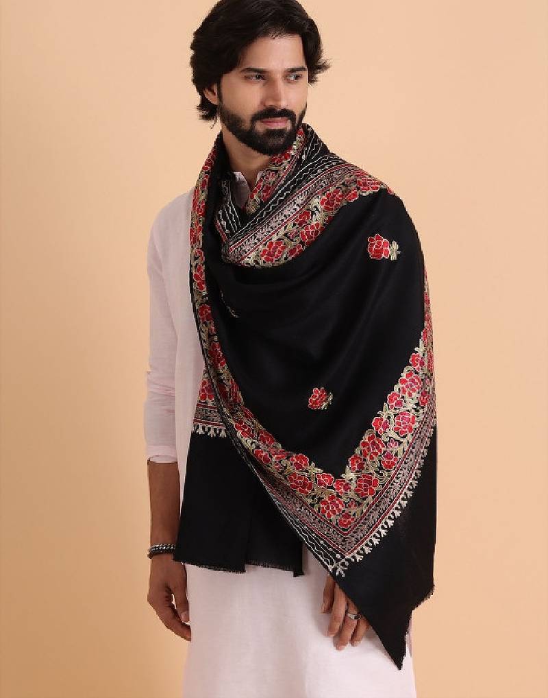 Men embroidered stole