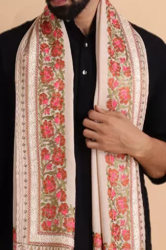 Men floral embroidered stole