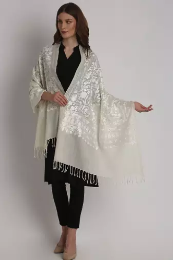 Floral embroidered thread work woollen stole