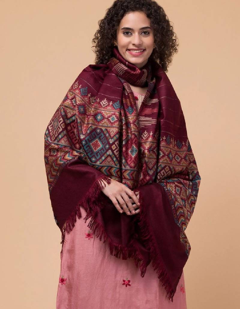 Geometric woven design acrylic stole