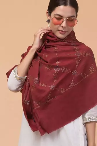 Geometric embellished stole