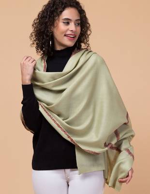 Women embroidered woollen stole 1