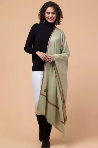 Women embroidered woollen stole