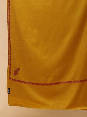 Women ethnic kingri embroidery stole with fringes 4