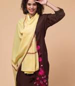 Women solid fringed stole