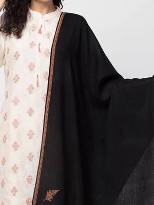 Women ethnic motifs embroidered wool stole with fringed border 2