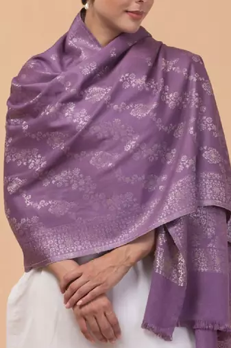 Women ethnic motifs woven design zari stole with fringes