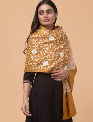 Floral embroidered shawl 2