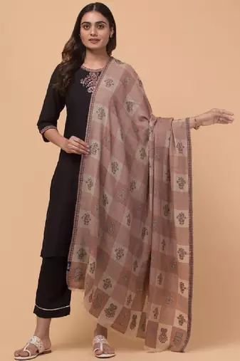 Checked woven design woollen kani shawl