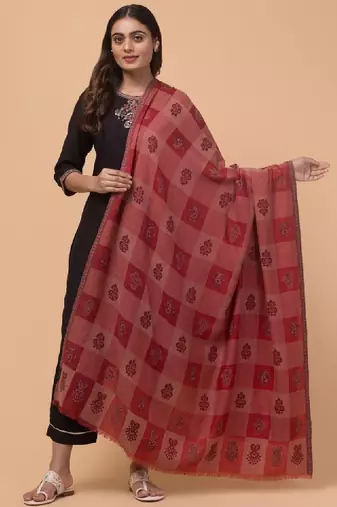 Checked woven design woollen shawl