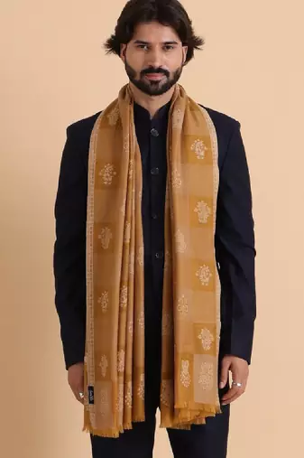 Checked woven design woolen shawl