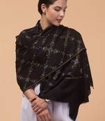 Geometric woven design woollen shawl