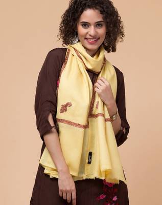 Women paisley woven design pure woollen shawl 1