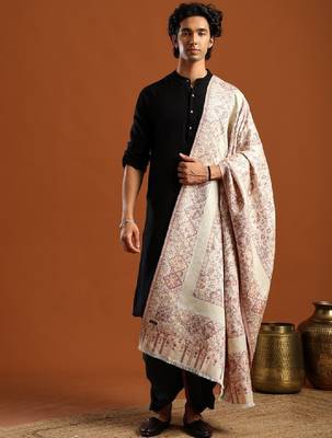 Floral woven design zari work shawl 1