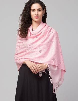 Floral embroidered woolen stole 2