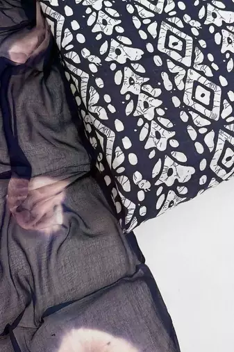 geometric dyed unstitched dress material