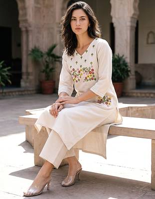 Women’s Khadi Cotton Thred Embroidered Straight Kurta Pant Set 1